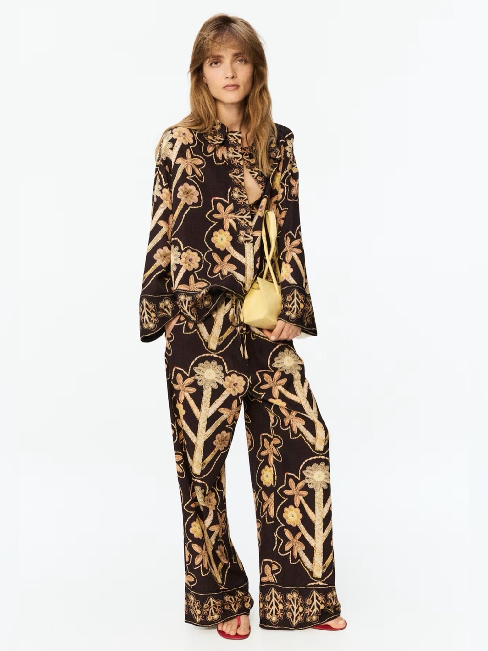 H&M STUDIO
NWT BLACK FLORAL-PRINT TWILL SHIRT AND PANTS SIZE SMALL